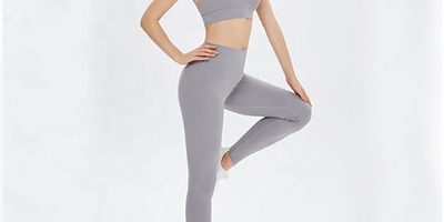 Beautiful back hollow design yoga set (4)